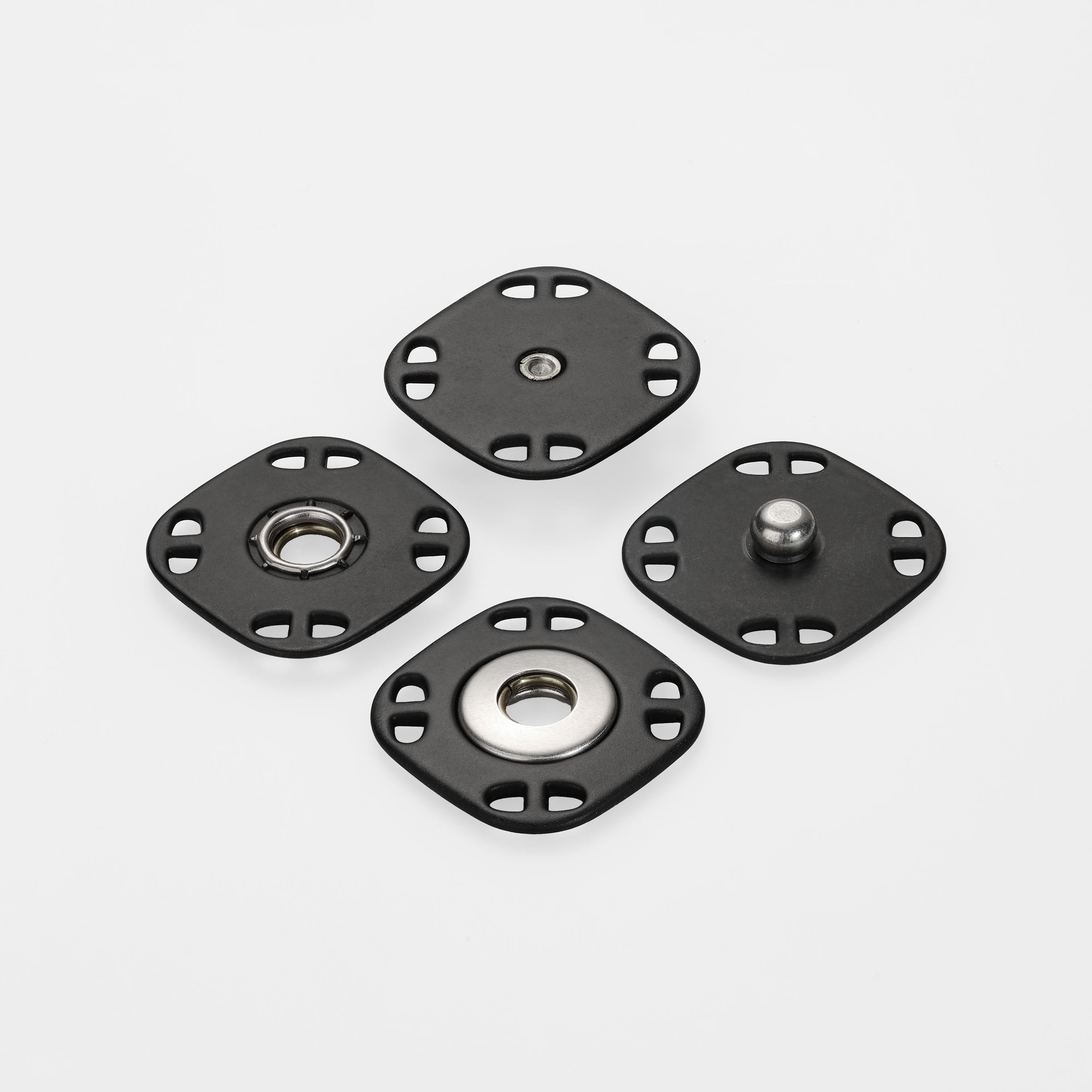 25MM四方八孔合金啪钮