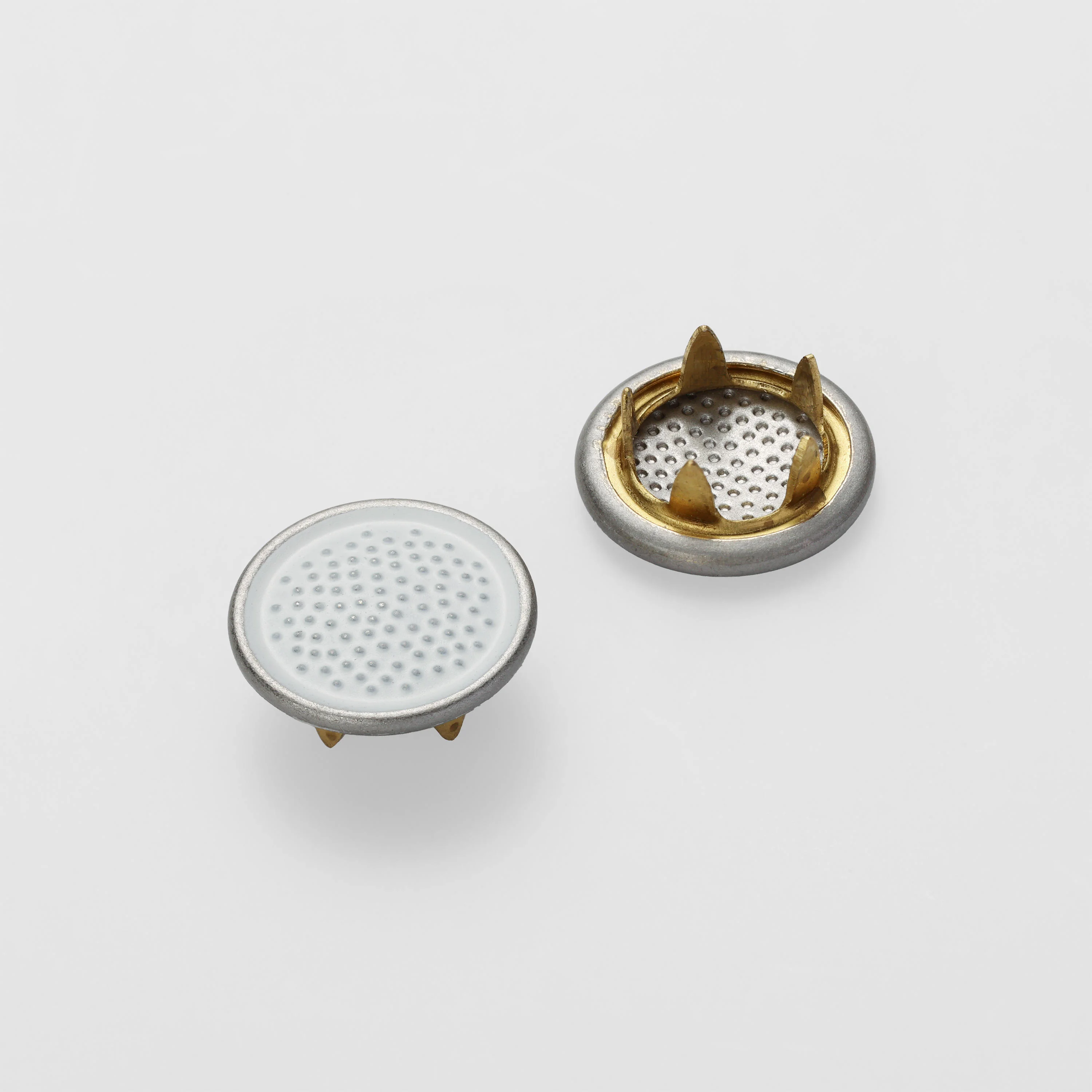 11.5MM Prong Cap button