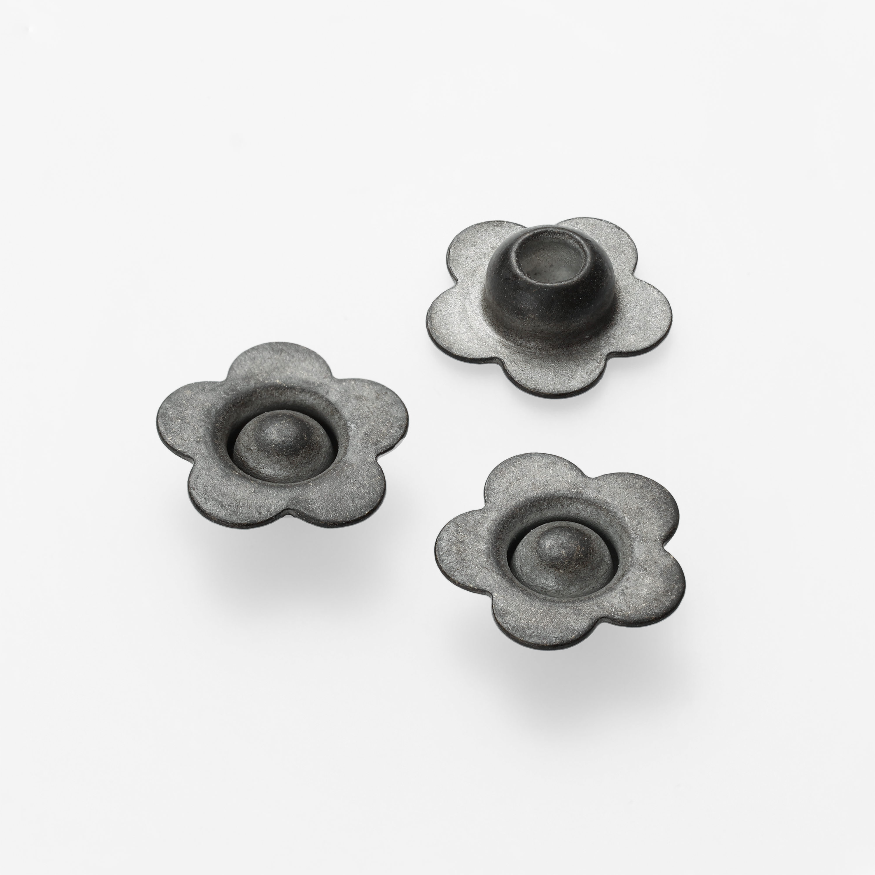 9MM梅花形反凸珠撞钉