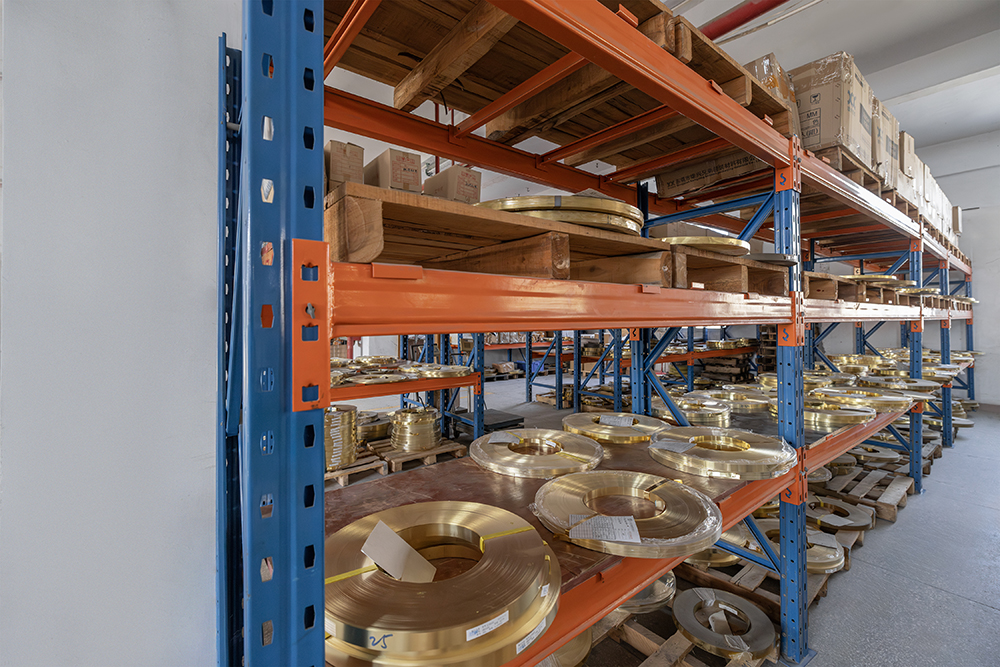 What are OEKO-TEX certified metal buttons?