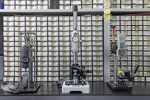 Jeans Button Durability: How China Metal Button Factories Ensure Quality