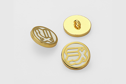 How to Choose Metal Buttons for Coats: Material, Size & Durability Guide