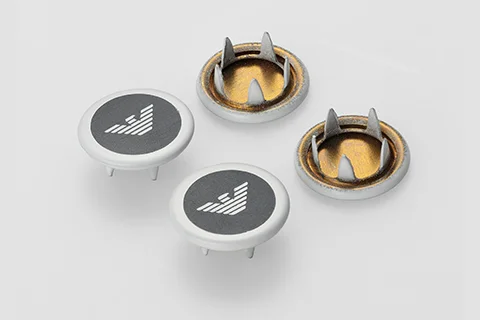 Luxury Metal Buttons: Meeting the Stringent Quality Standards of Burberry and Armani