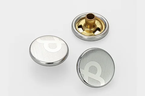 Luxury Metal Buttons: Meeting the Stringent Quality Standards of Burberry and Armani