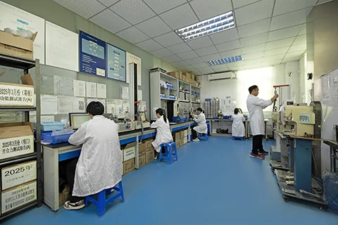 Sourcing High-Quality Apparel Hardware Direct from Experienced China Suppliers